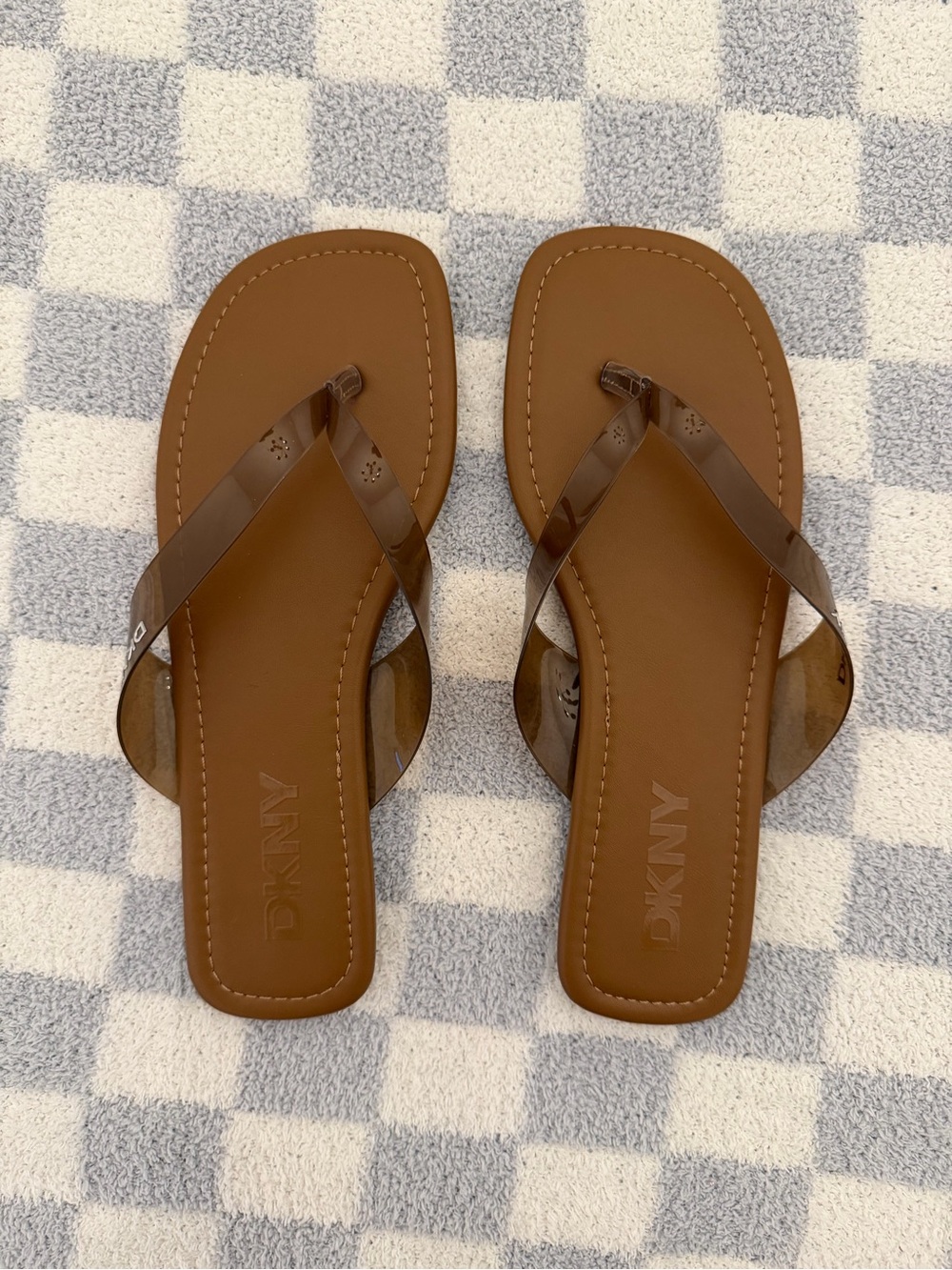 DKNY | Hampton flip flop size 8